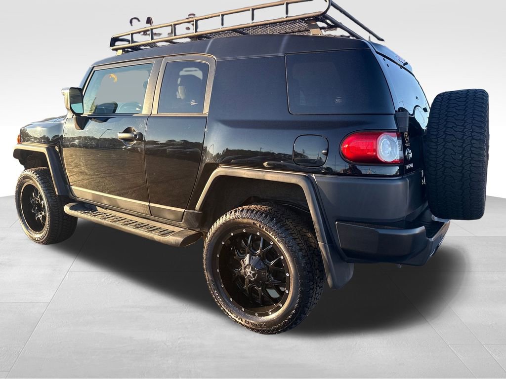 Used 2014 Toyota FJ Cruiser 4WD image 3