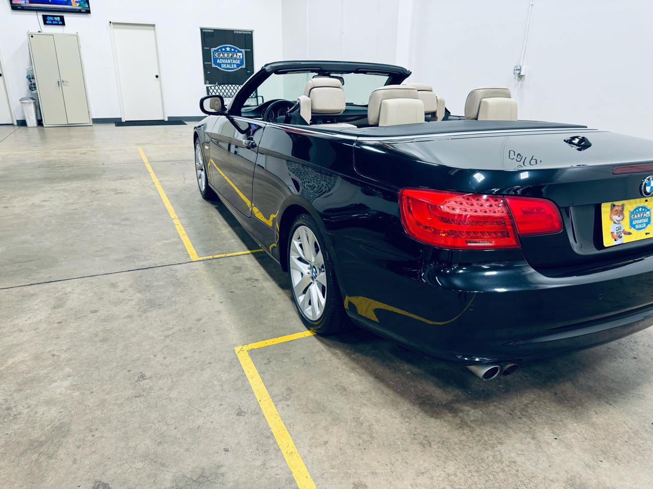 Used 2013 BMW 328i Convertible RWD image 22