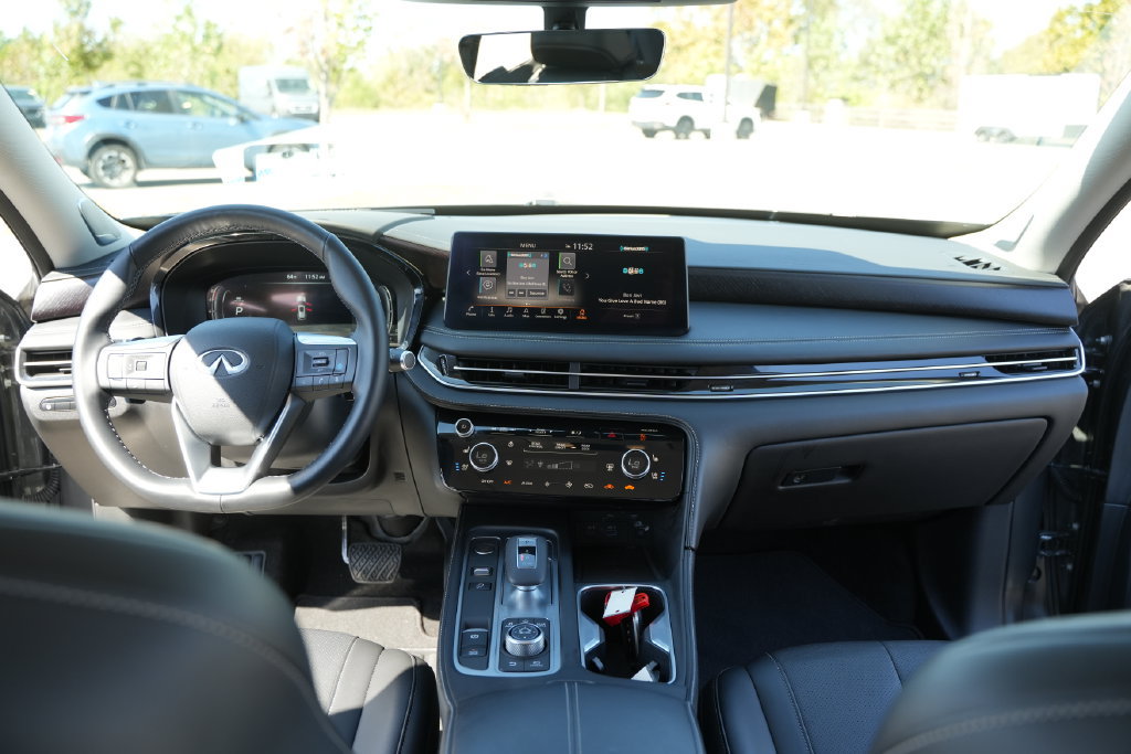 Used 2025 INFINITI QX60 Sensory AWD/4WD image 27