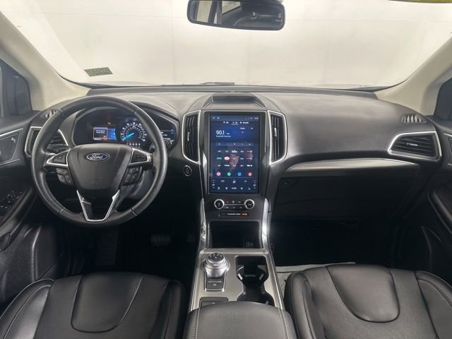 Used 2022 Ford Edge Titanium w/ Equipment Group 301A image 17