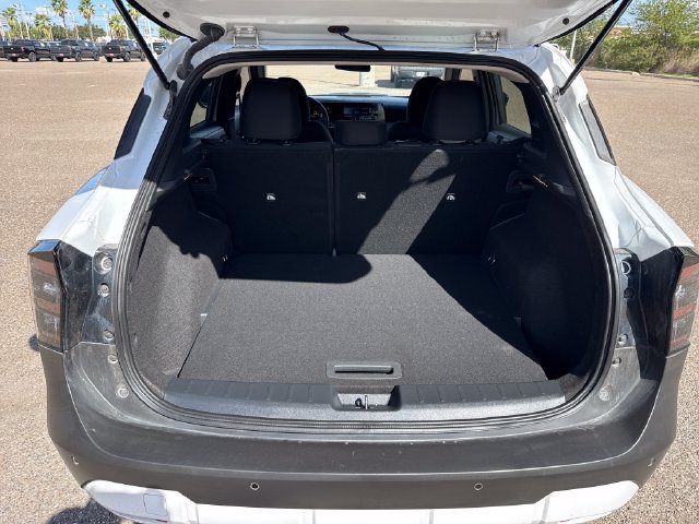 Certified 2025 Nissan Kicks SV FWD image 15