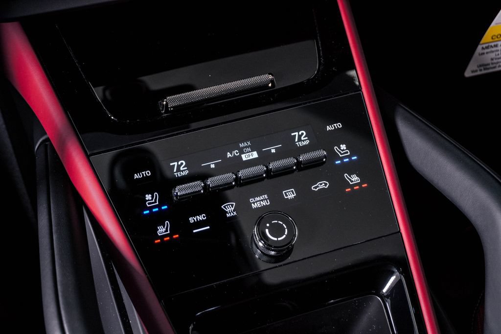 New 2026 Porsche Cayenne Coupe AWD/4WD image 24