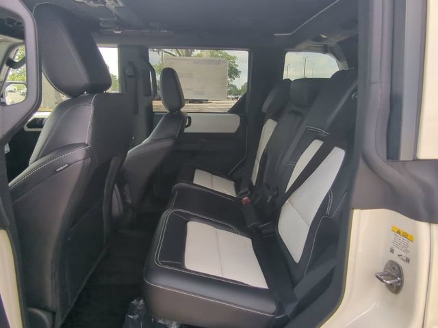 New 2026 Ford Bronco Outer Banks w/ Sasquatch Package AWD/4WD image 15