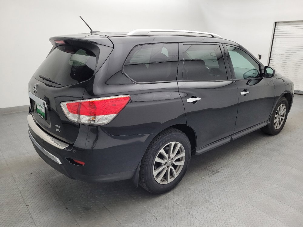 Used 2016 Nissan Pathfinder SV AWD/4WD image 9