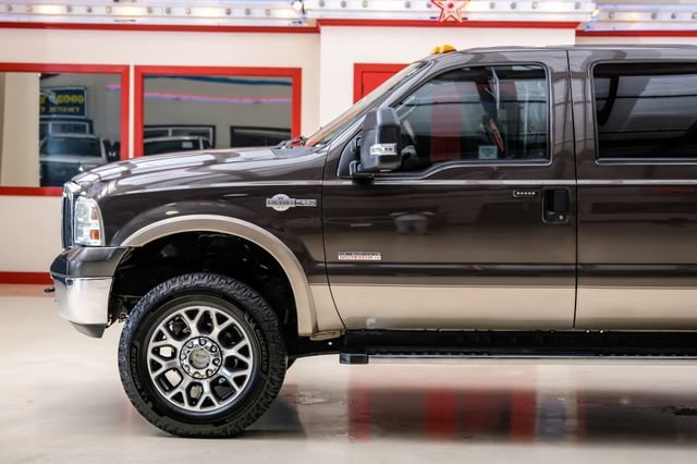 Used 2005 Ford F350 King Ranch AWD/4WD image 12