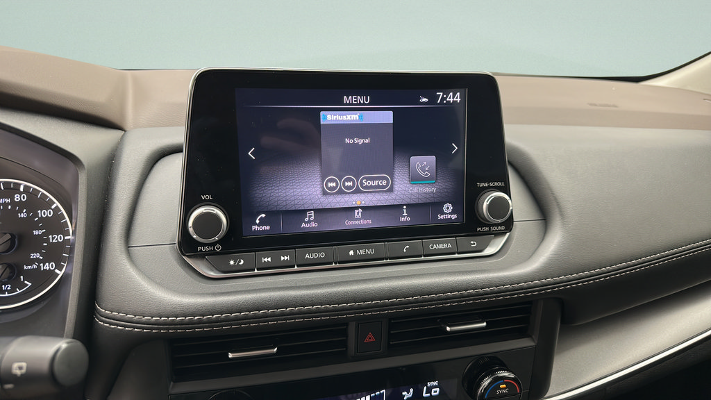 Used 2023 Nissan Rogue SV AWD/4WD image 19