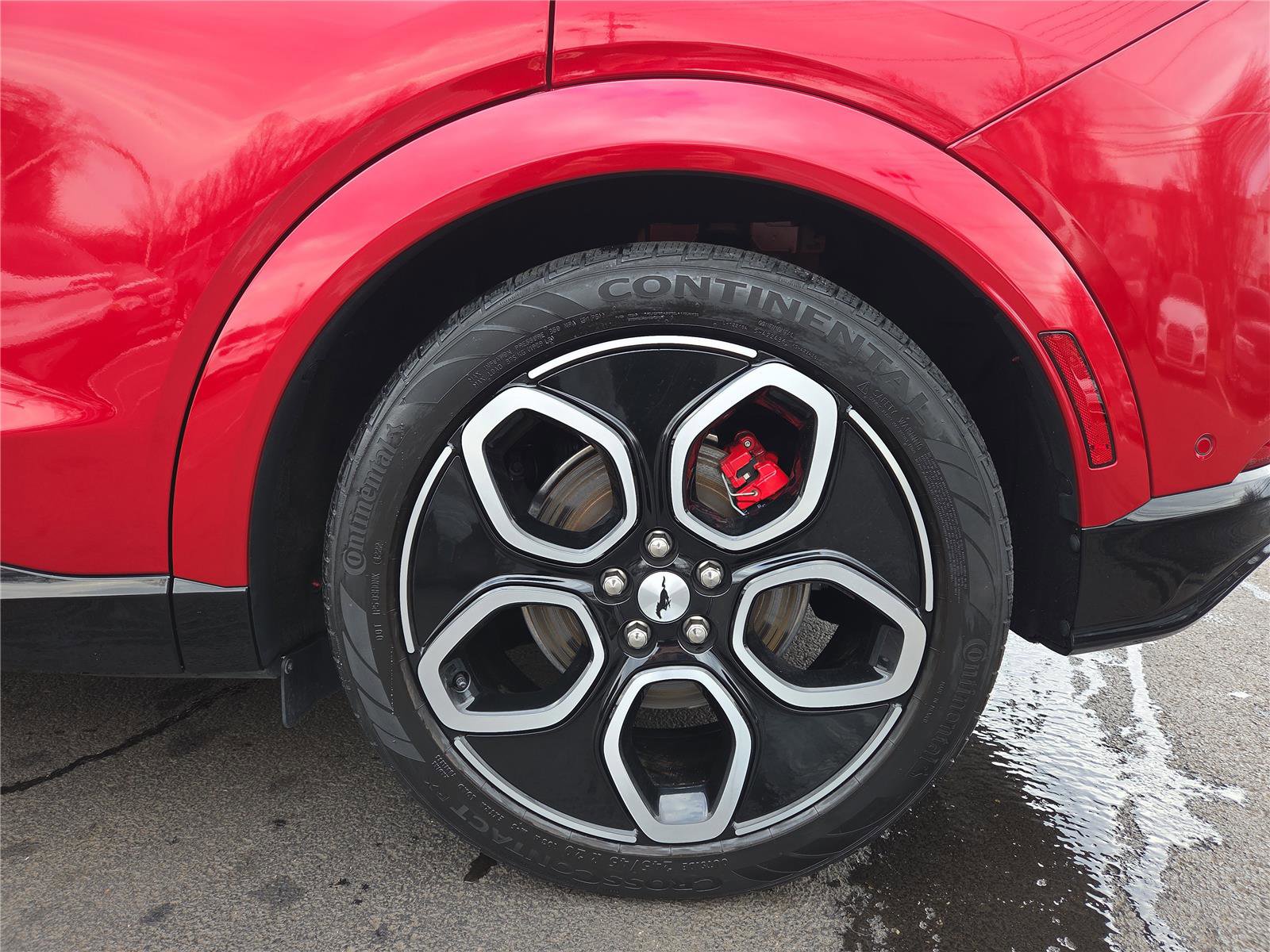 Used 2023 Ford Mustang Mach-E GT image 11