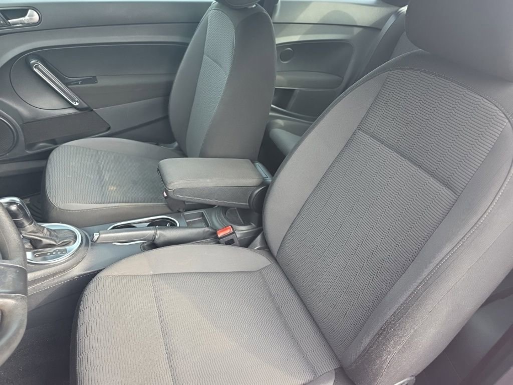 Used 2014 Volkswagen Beetle 1.8T image 17