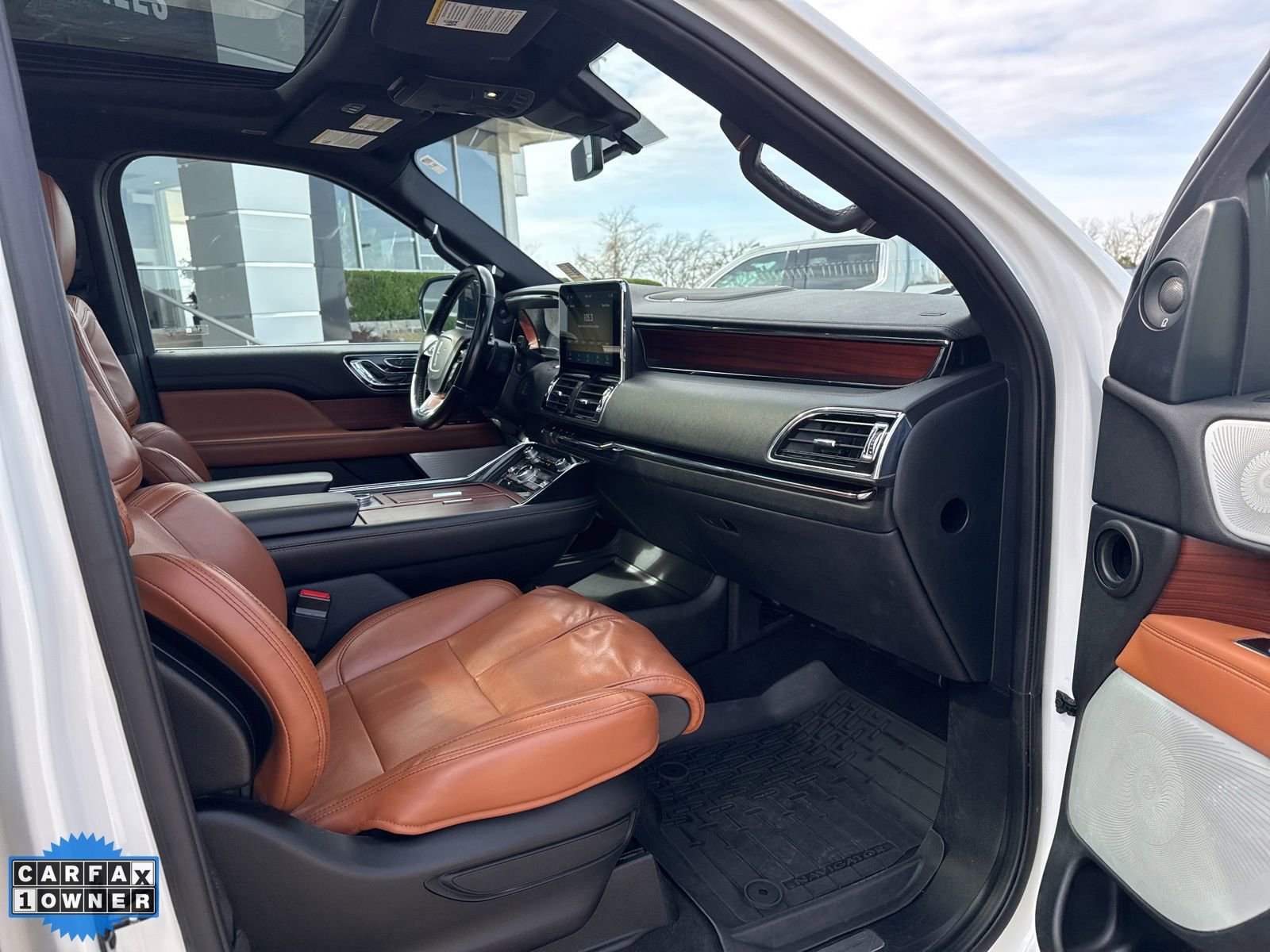 Used 2021 Lincoln Navigator Reserve w/ Luxury Package image 26