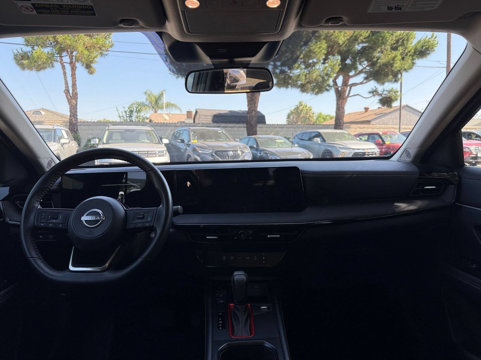 Used 2026 Nissan Kicks SR FWD image 30