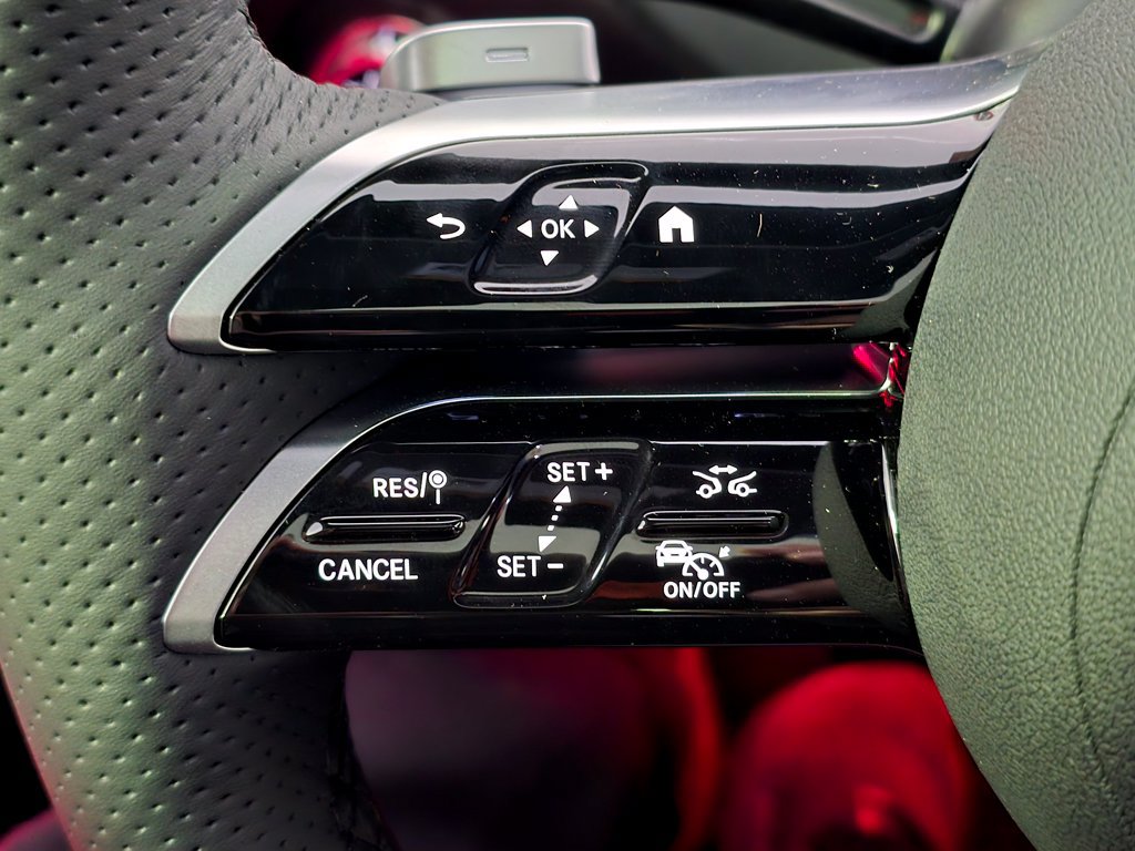 Used 2026 Mercedes-Benz C 300 4MATIC Sedan image 17