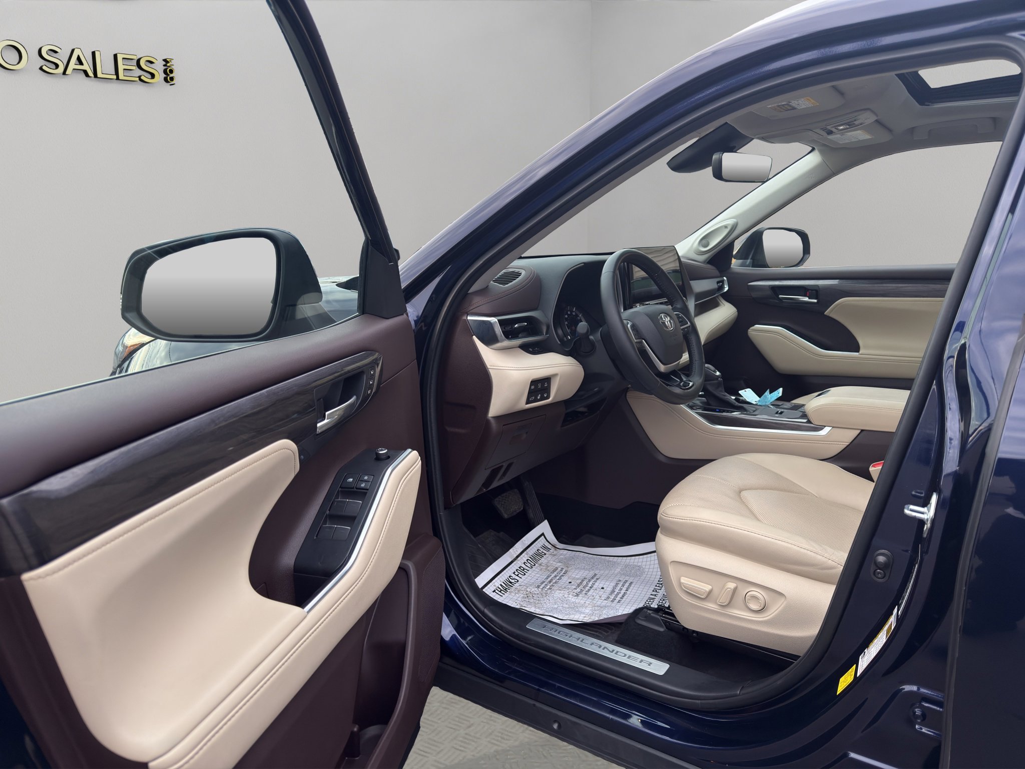 Used 2022 Toyota Highlander Limited image 26