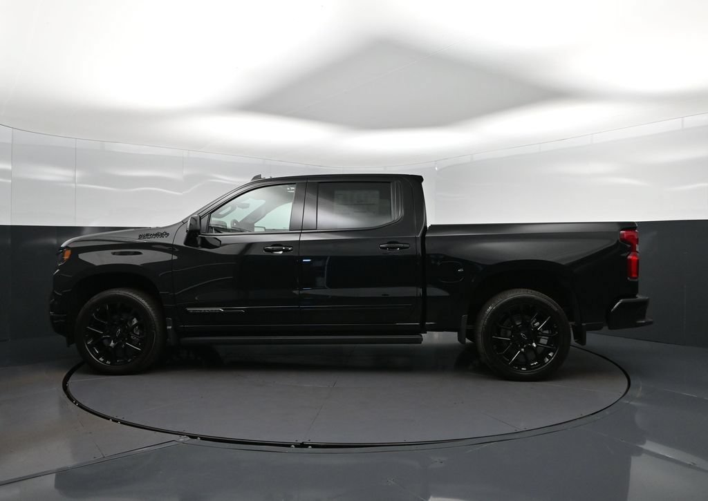 New 2026 Chevrolet Silverado 1500 High Country w/ High Country Premium Package AWD/4WD image 4