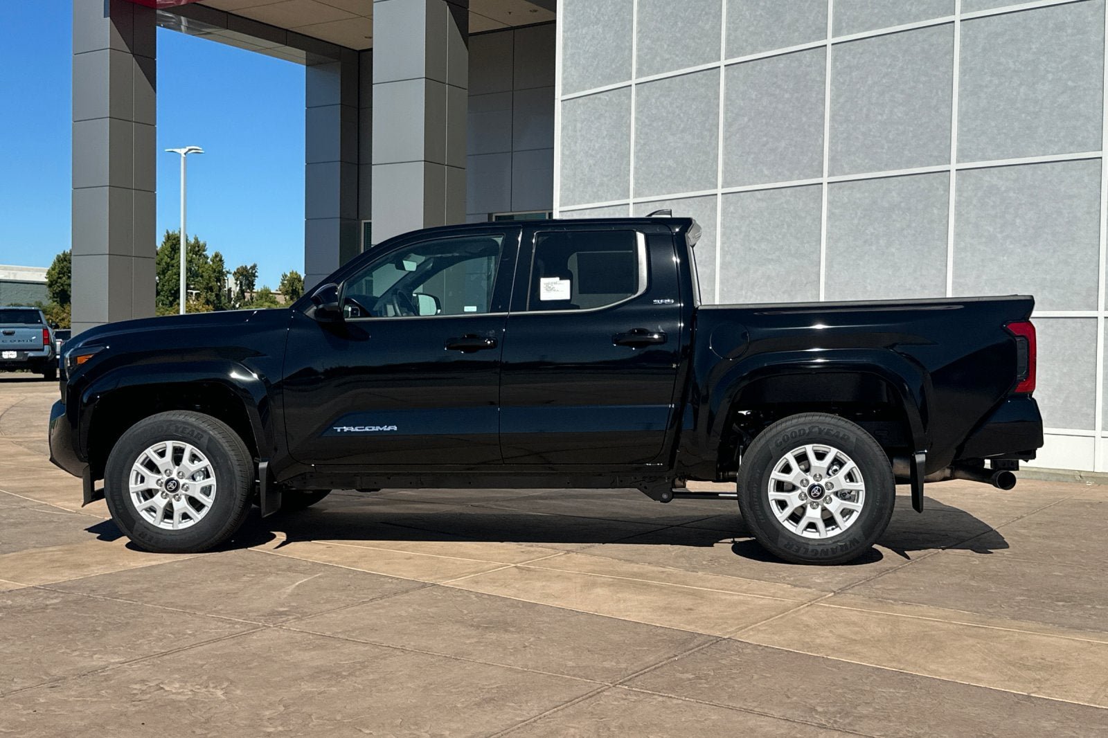 New 2026 Toyota Tacoma SR5 RWD image 7