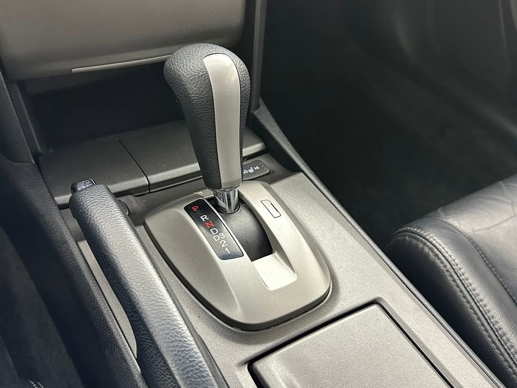 Used 2011 Honda Accord EX-L image 25