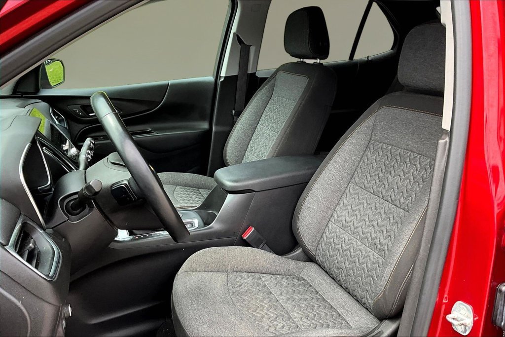 Used 2023 Chevrolet Equinox LT AWD/4WD image 19
