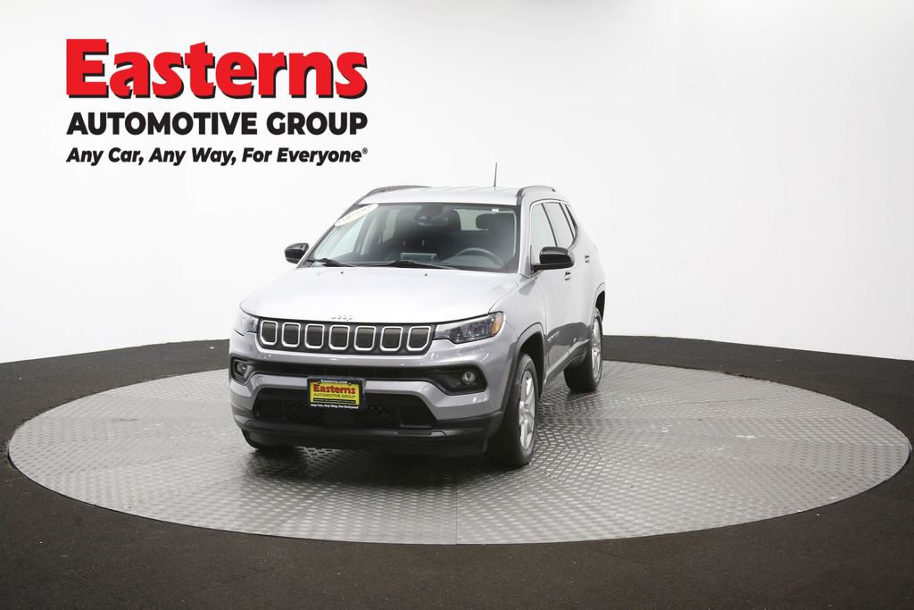 Used 2022 Jeep Compass Latitude w/ Convenience Group AWD/4WD image 53