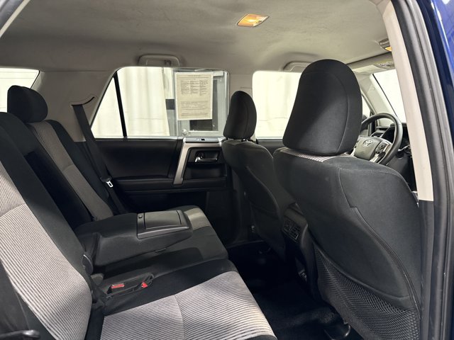 Used 2021 Toyota 4Runner SR5 AWD/4WD image 30