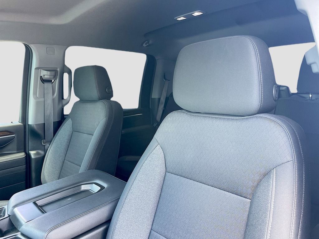 Used 2025 GMC Sierra 2500 SLE w/ SLE Value Package; image 13
