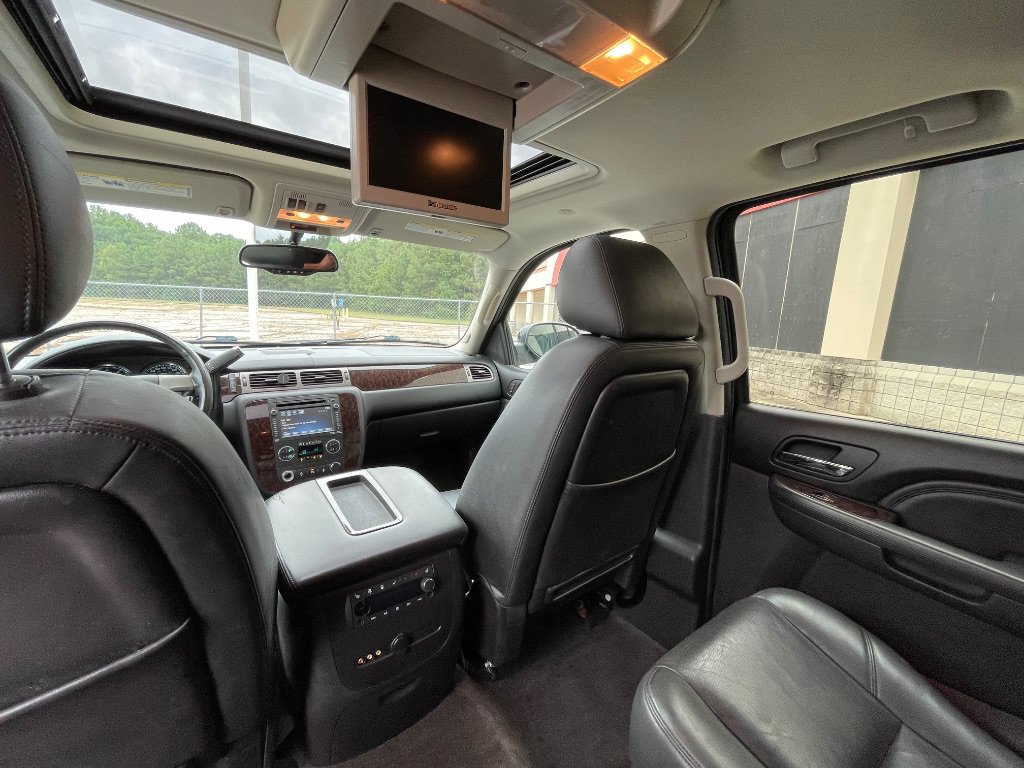 Used 2012 GMC Yukon XL Denali RWD image 43