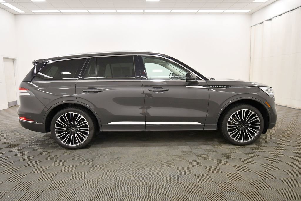 Used 2023 Lincoln Aviator Black Label image 8