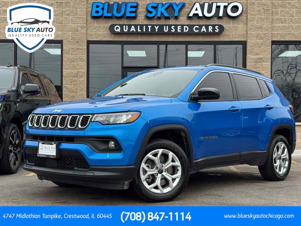 Used 2025 Jeep Compass Latitude image 1