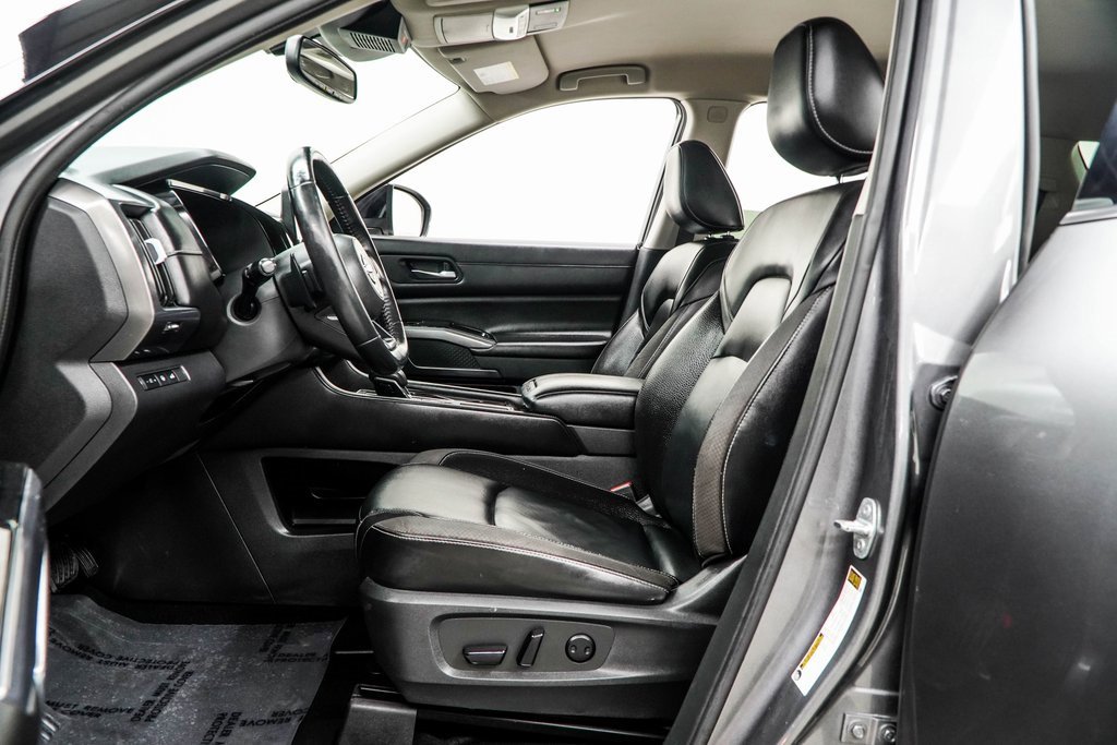 Used 2022 Nissan Pathfinder SL image 41