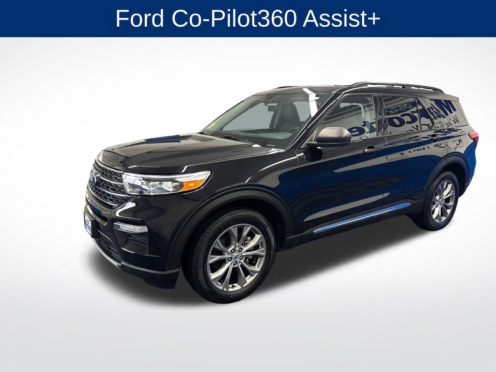 Certified 2022 Ford Explorer XLT w/ Equipment Group 202A AWD/4WD image 5