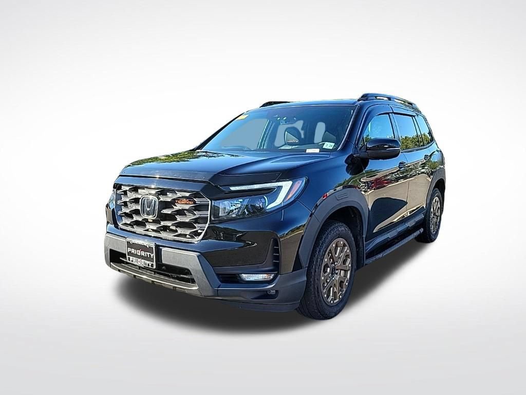 Used 2023 Honda Passport TrailSport image 1