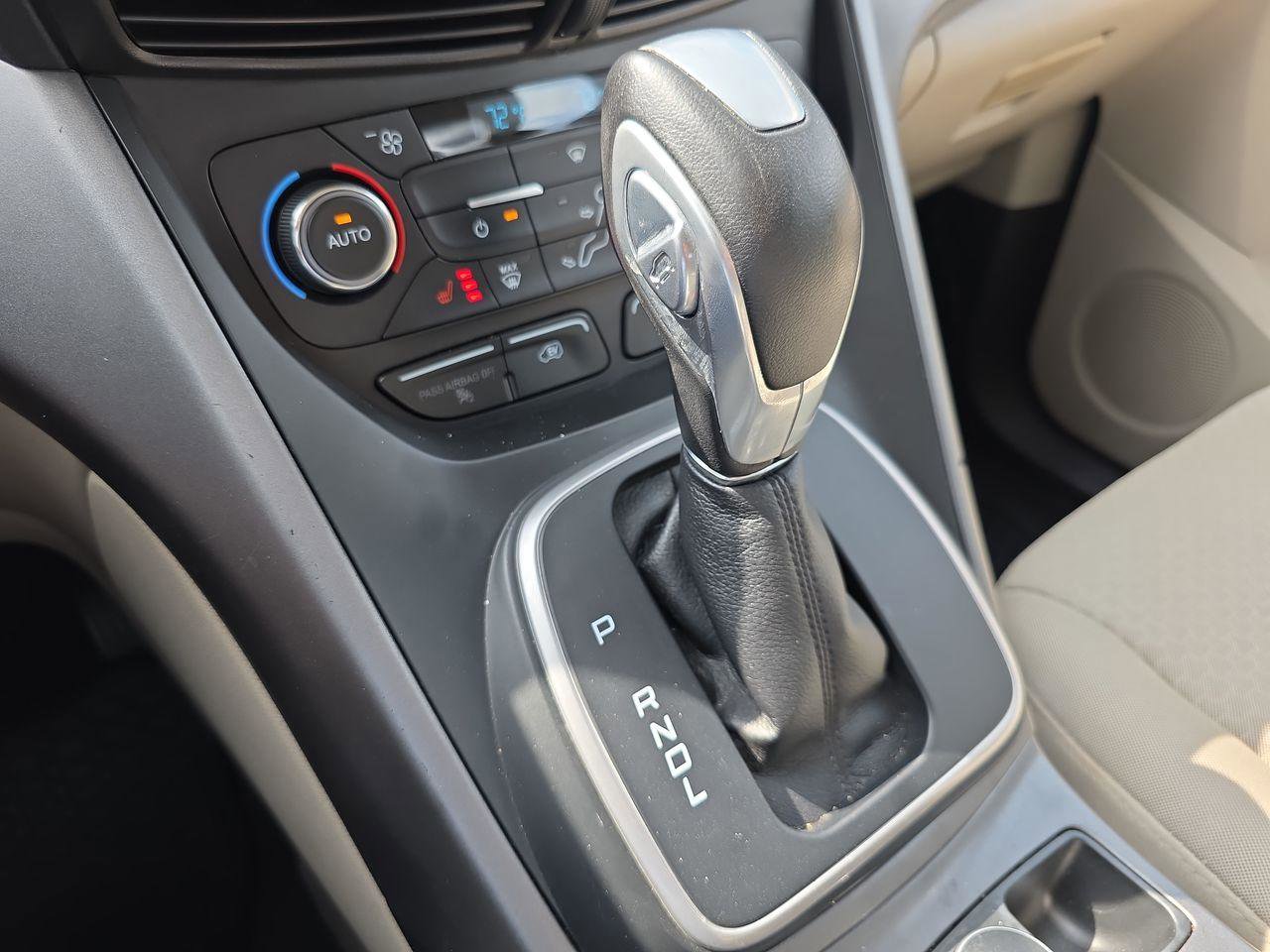 Used 2017 Ford C-MAX Energi SE w/ Equipment Group 401A image 10