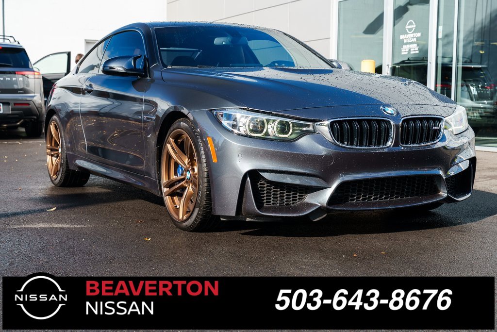 Used 2018 BMW M4 Coupe video 1