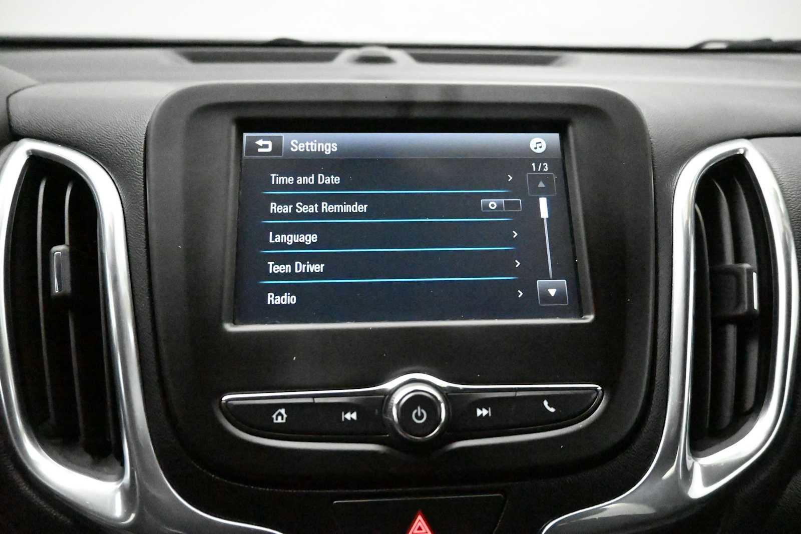 Used 2018 Chevrolet Equinox LT AWD/4WD image 18