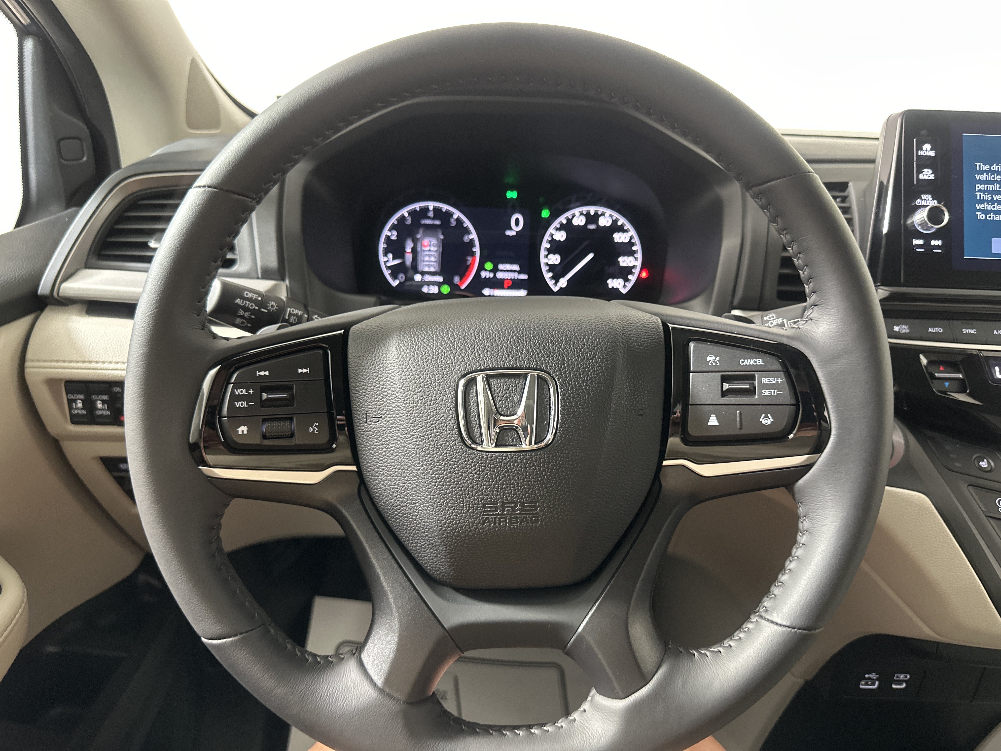 Used 2025 Honda Odyssey EX-L image 12
