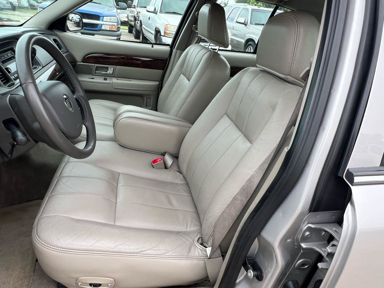 Used 2009 Mercury Grand Marquis LS RWD image 37