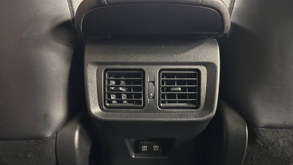 Used 2022 Toyota Venza Limited w/ Advanced Technology Package image 40