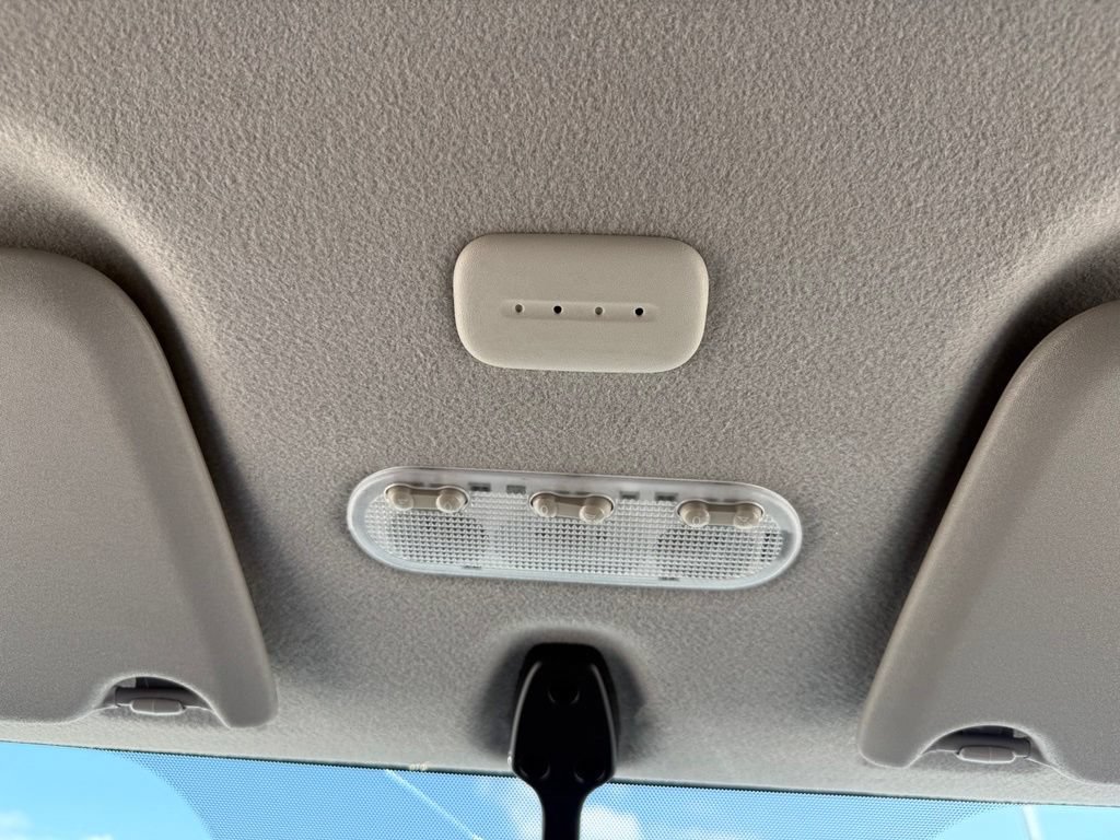 Used 2020 Nissan NV200 SV w/ Back Door Glass Package FWD image 10