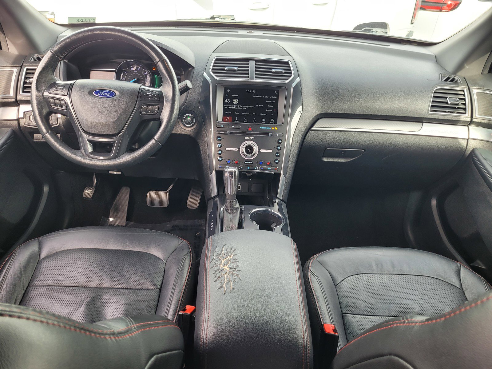 Used 2018 Ford Explorer Sport w/ Equipment Group 401A image 16