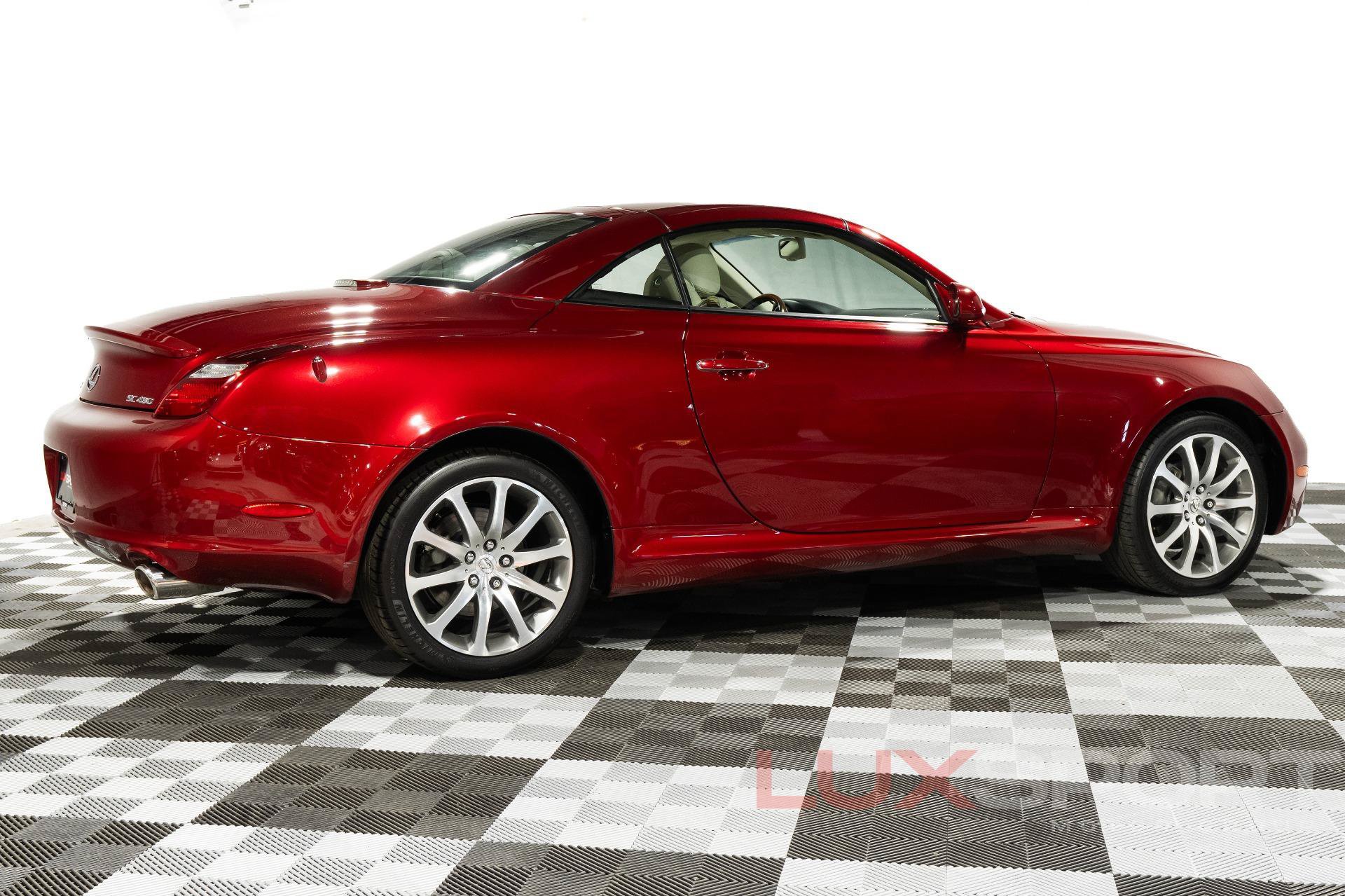 Used 2008 Lexus SC 430 Convertible RWD image 4