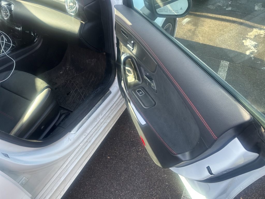 Used 2023 Mercedes-Benz CLA 250 4MATIC image 15