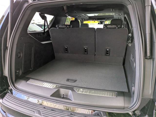 New 2026 Chevrolet Suburban Z71 w/ Comfort Package image 27