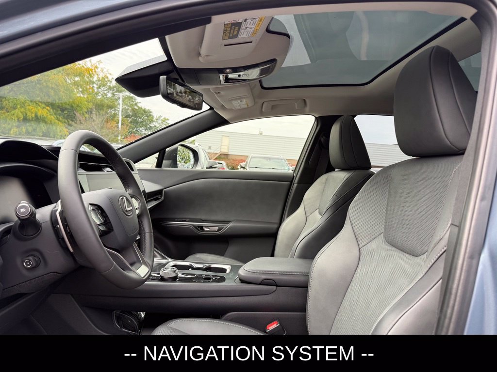 Used 2023 Lexus RZ 450e Premium w/ Technology Package AWD/4WD image 8