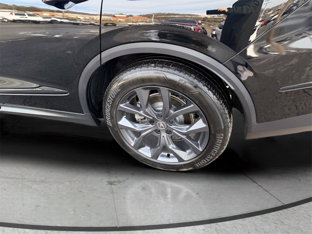 Used 2023 Acura MDX A-Spec image 9