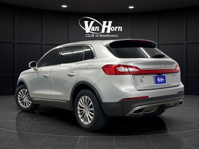 Used 2017 Lincoln MKX Select w/ Select Plus Package AWD/4WD image 5