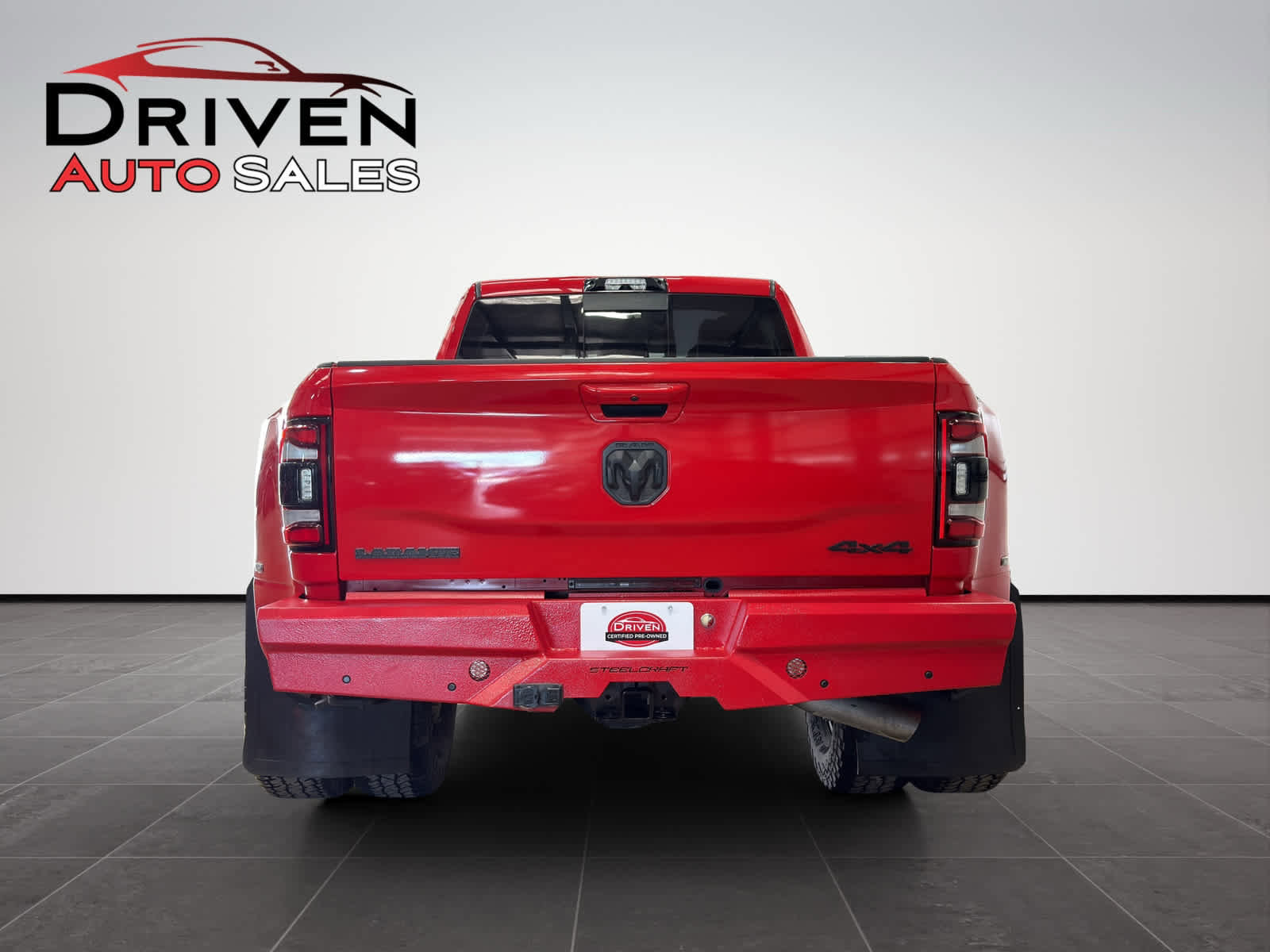 Used 2023 RAM 3500 Laramie w/ Night Edition image 5