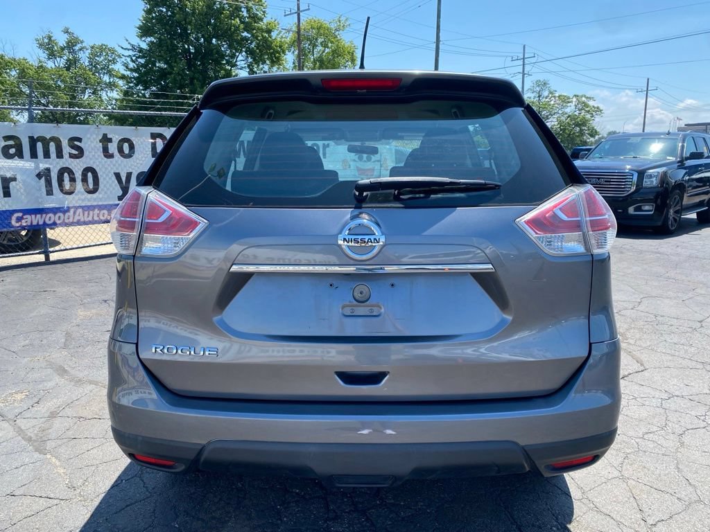 Used 2016 Nissan Rogue S AWD/4WD image 3