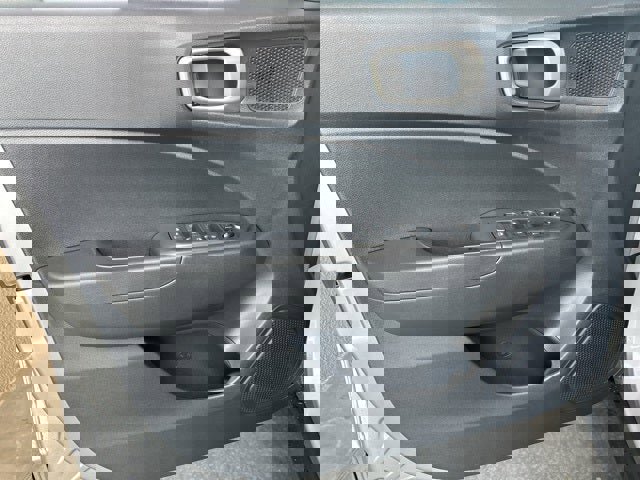 New 2026 Hyundai Venue SE image 14