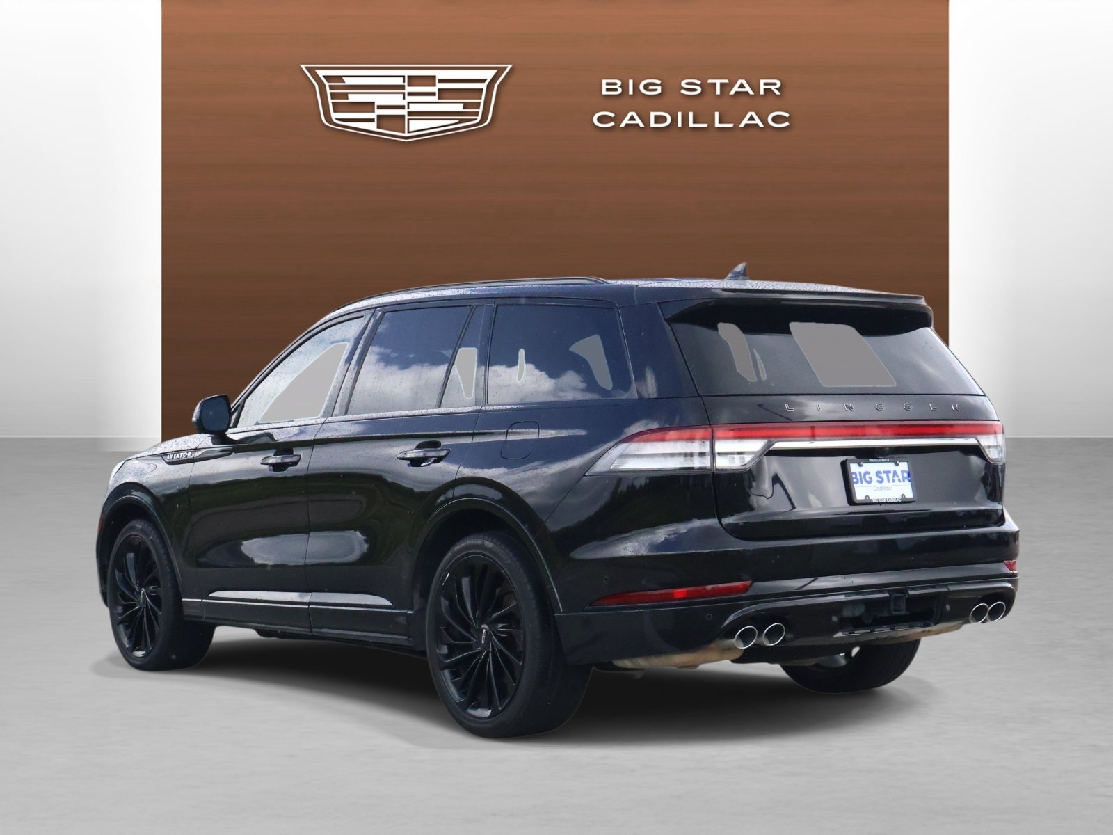 Used 2023 Lincoln Aviator Black Label w/ Jet Package AWD/4WD image 3