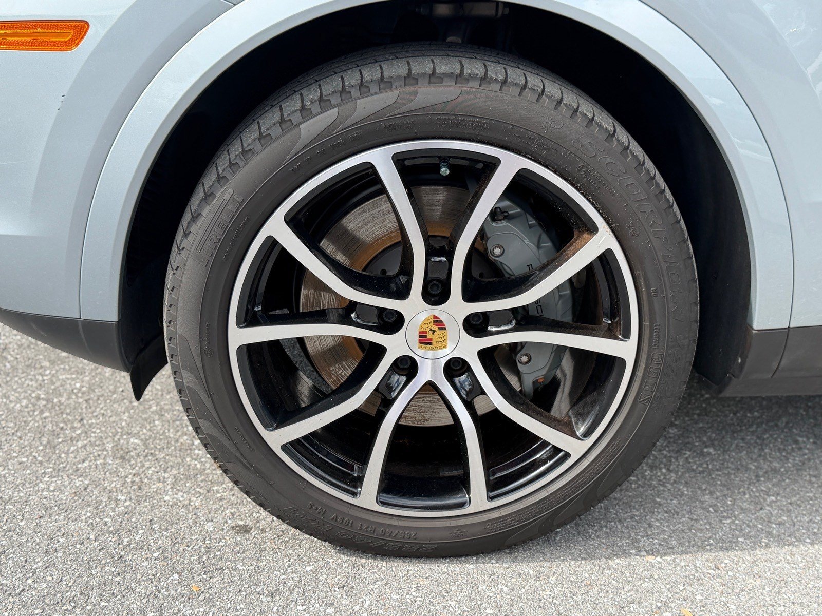 Used 2021 Porsche Cayenne S AWD/4WD image 17