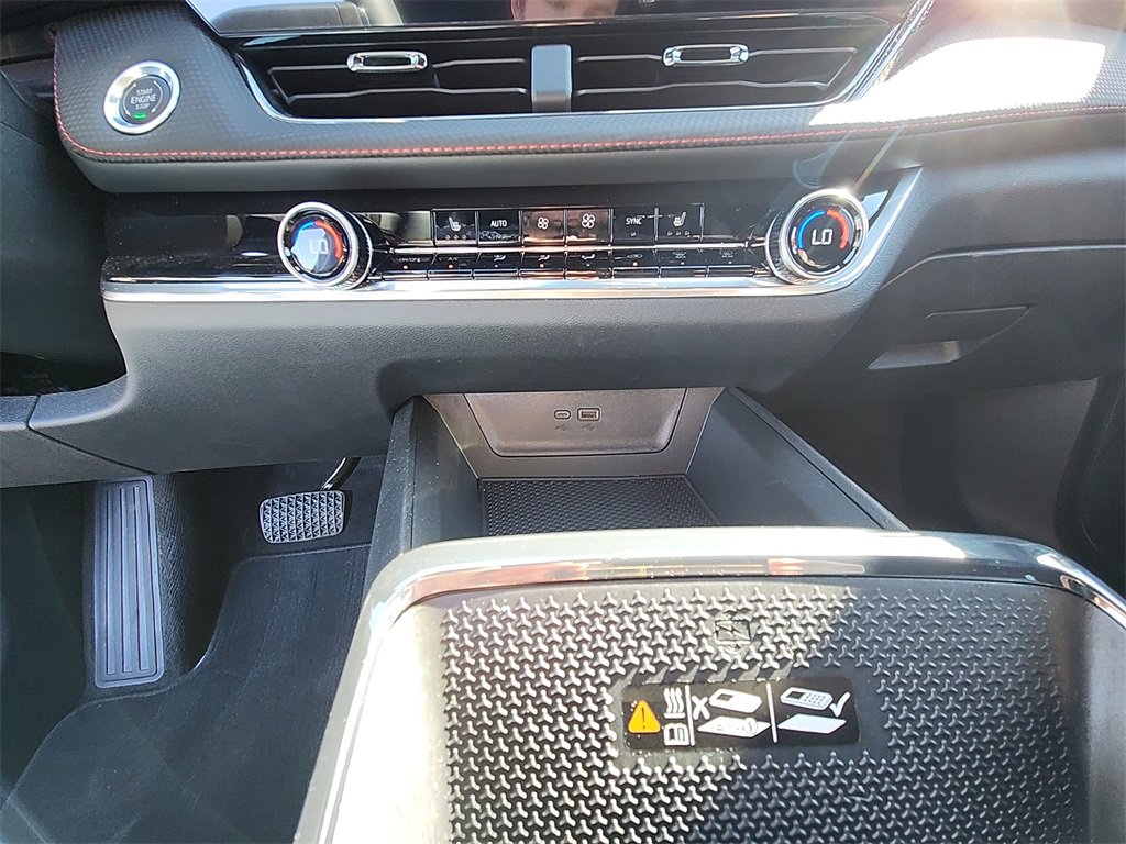 New 2026 Chevrolet Equinox RS image 23