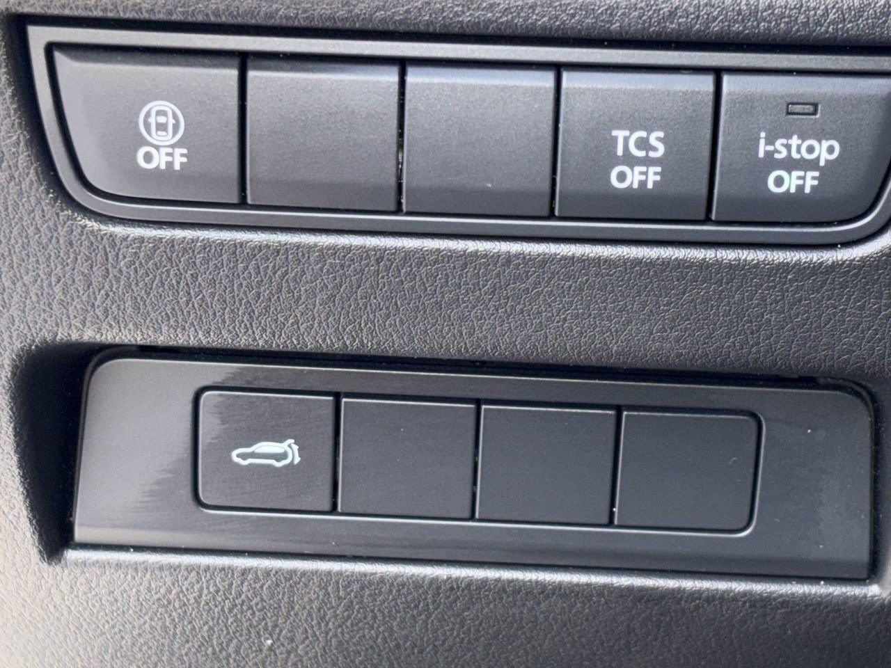 Used 2024 MAZDA CX-90 3.3 Turbo w/ Select Package AWD/4WD image 16
